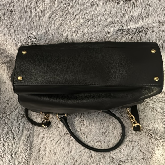 Michael Kors Black Soft Leather Bag - Picture 3 of 5